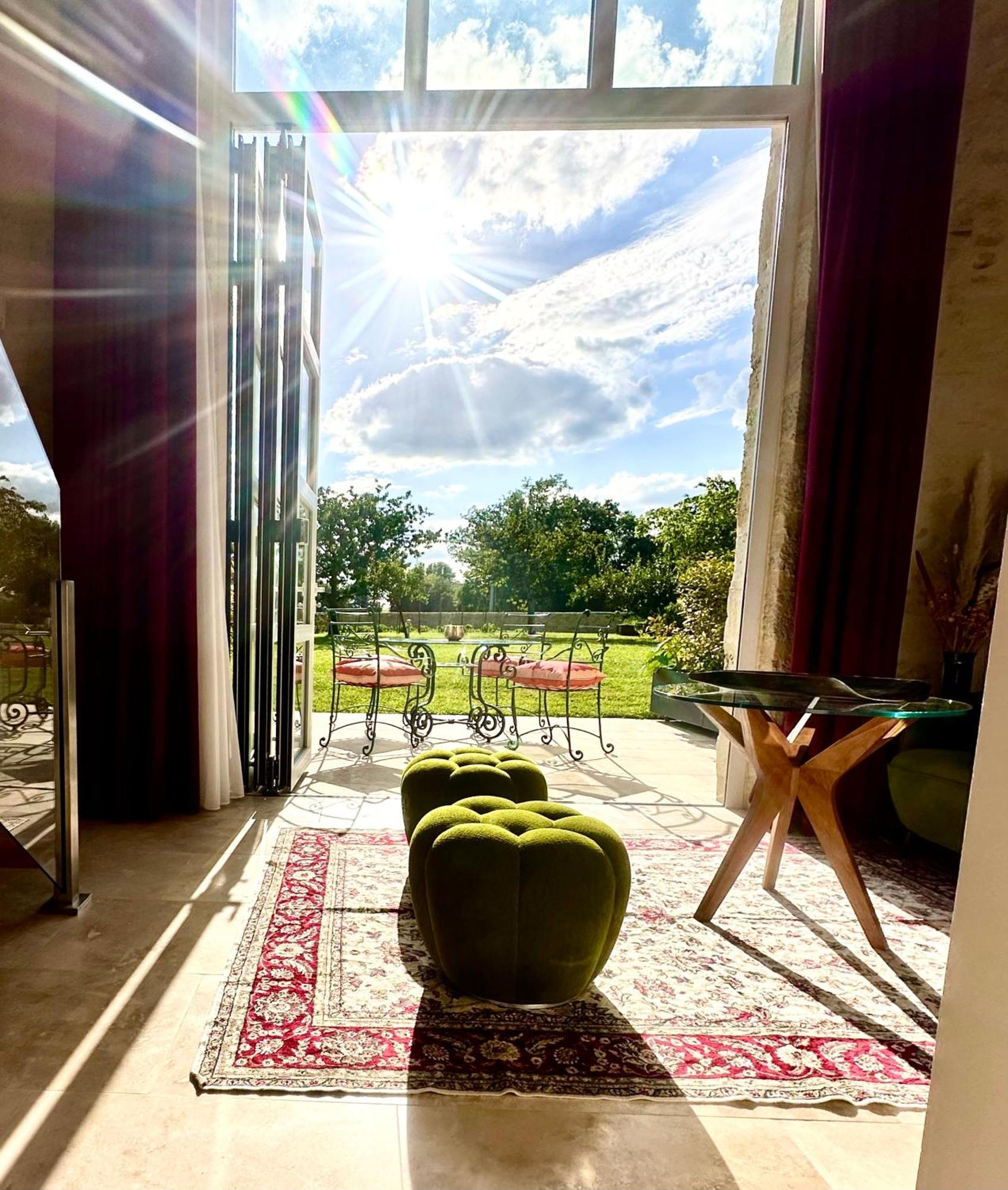 Chateau De Lafont Suites Saint-Vivien  Екстериор снимка